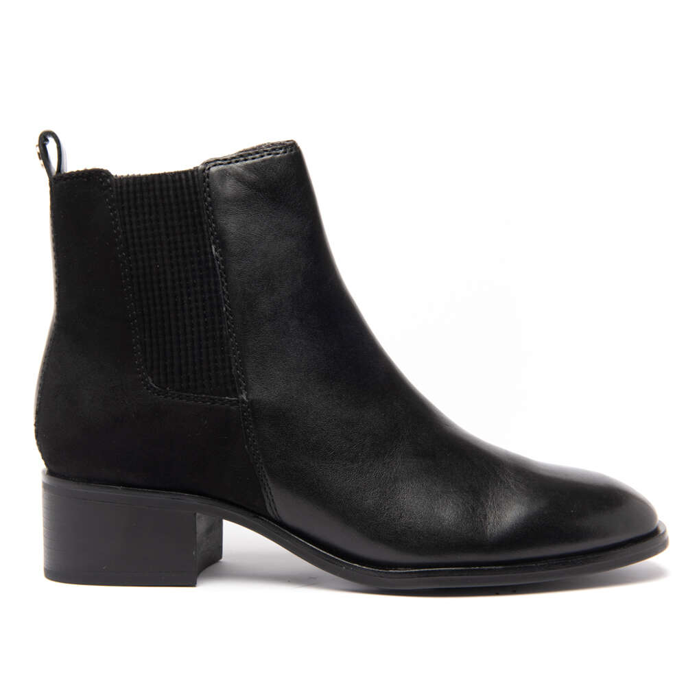 2111-0026-ΜΑΥΡΟ-1